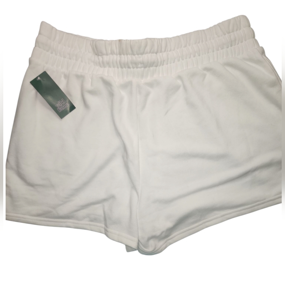 Women's Wild Fable White and All In Motion Mint Shorts Size XLL NWT - Picture 2 of 6